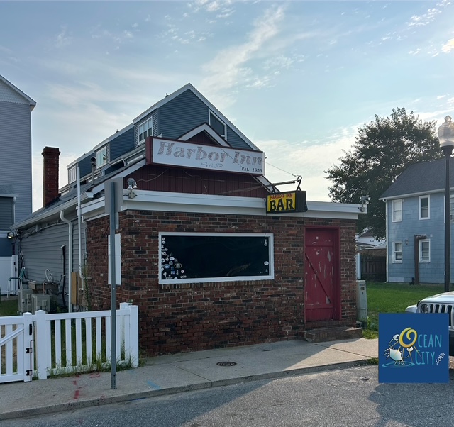 Harbor Inn