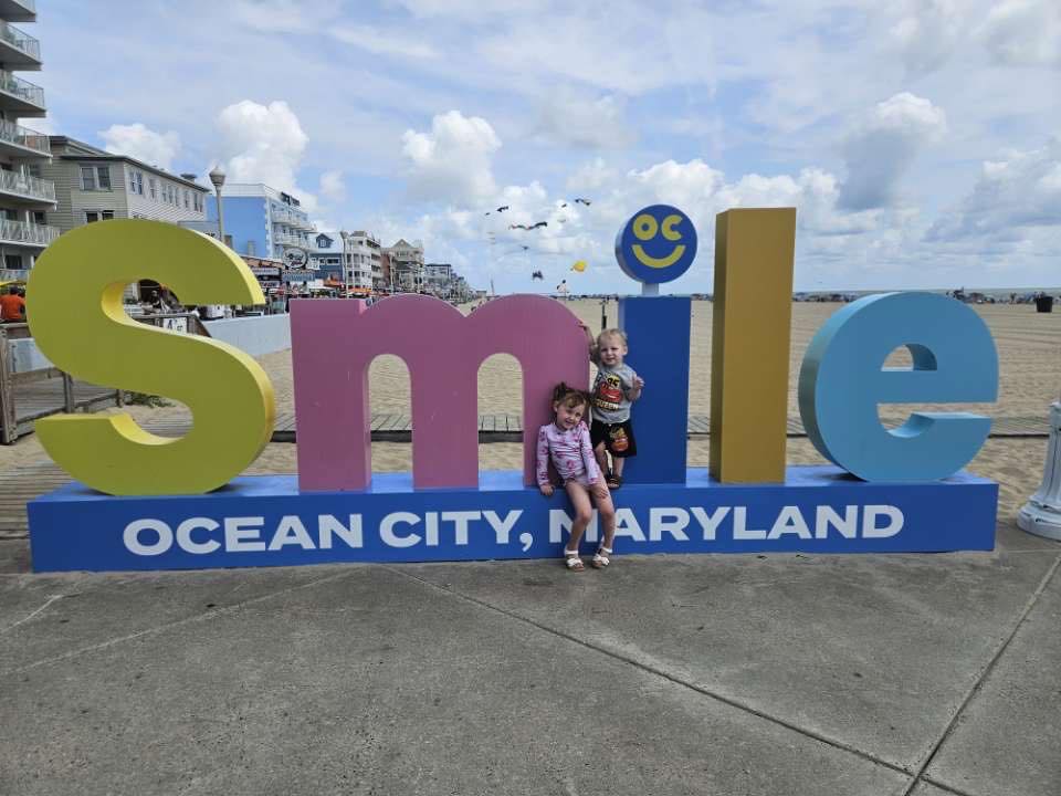 Photo Friday Krystal Clem Mini weekend vacation full of smiles for these two little ones