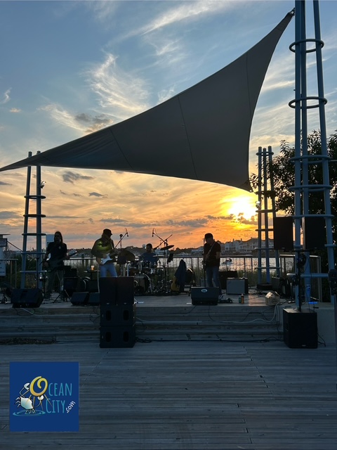 The Dunehounds at Sunset Park