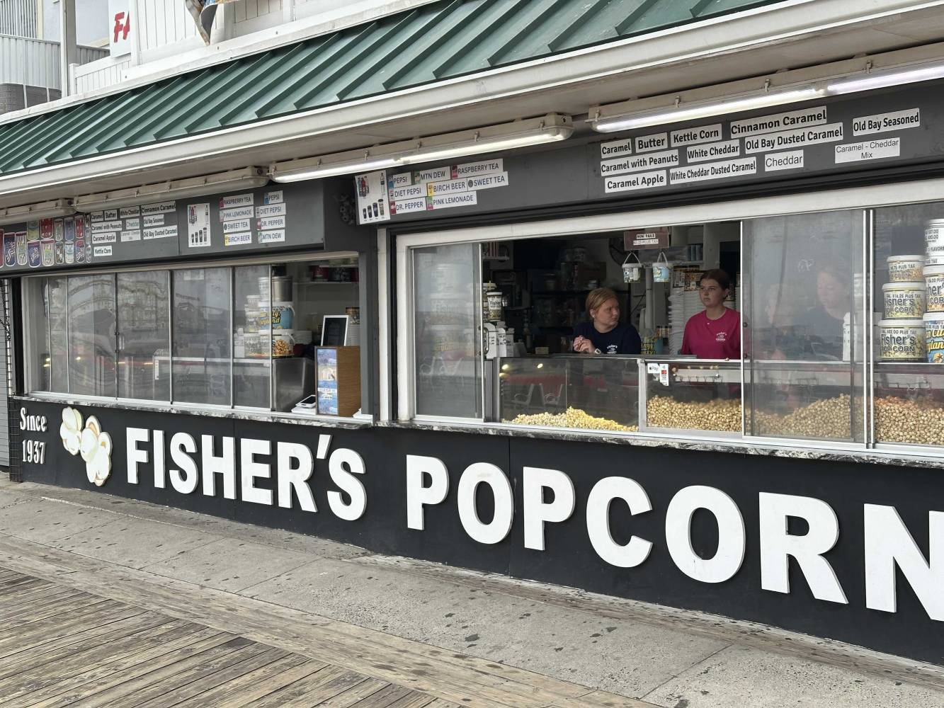 fishers popcorn is open on the boardwalk as hurricane erin closes the ocean, but not Ocean City