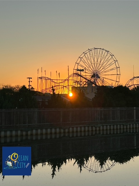 Sunrise at Jolly Roger at 30th Street