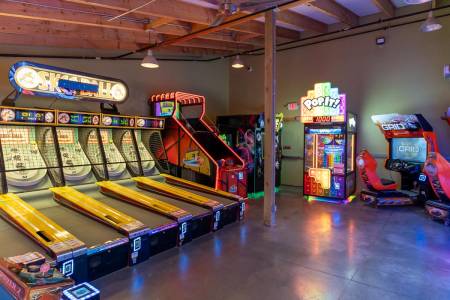 old pro 136th st arcade 040425 10 450x300