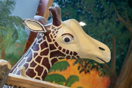 old pro 136th st indoor 040425 29 450x300