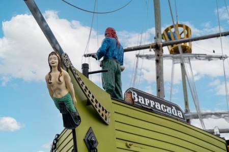 old pro 136th st outdoor 040425 03 450x300