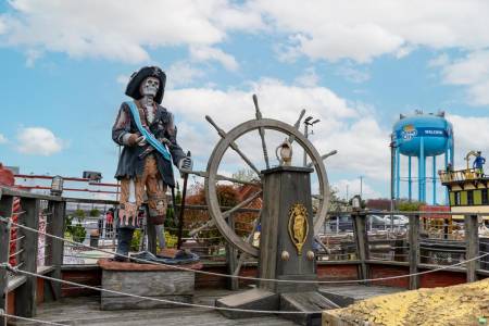 old pro 136th st outdoor 040425 15 450x300