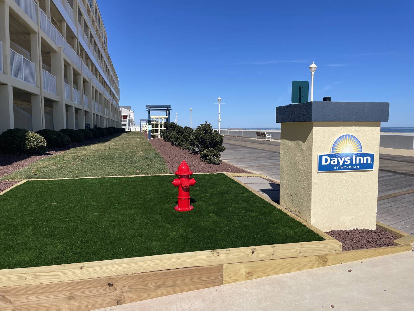 The Days in on 22nds street shows off its new dog friendly facilities!