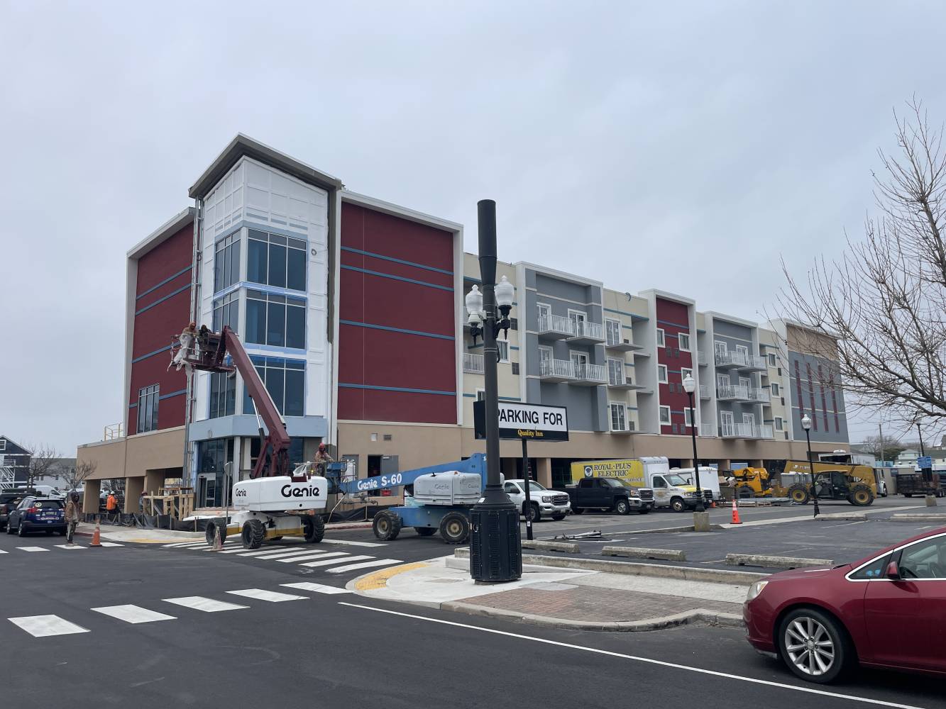The new Hyatt Place extension receives its finishing touches.