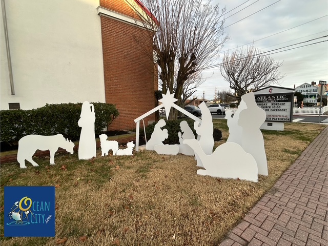 Manger scene along Baltimore Avenue