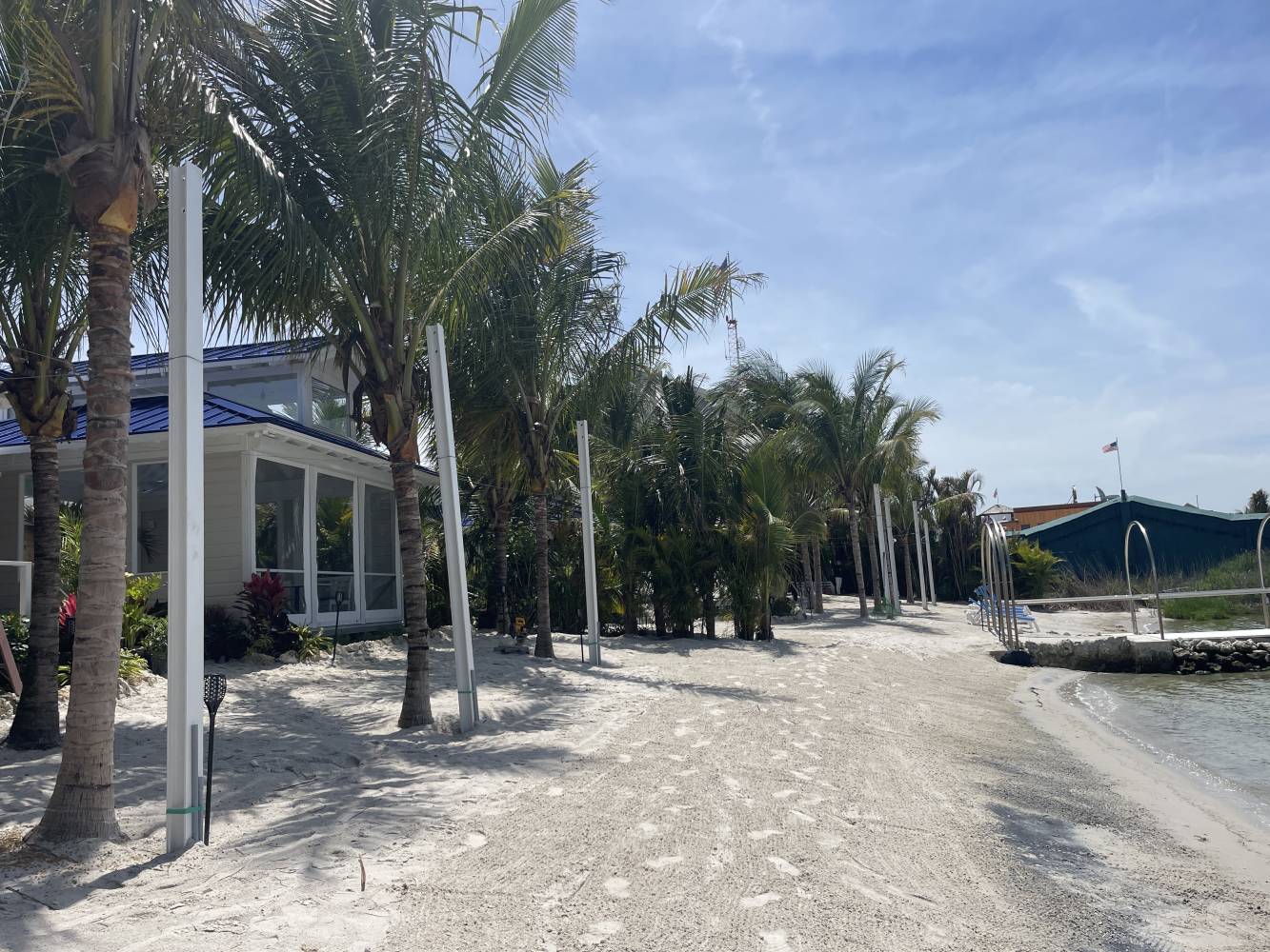 The new luxury dining and cocktail bar on the bay, Seacret's Hideaway, opens on 49th Street