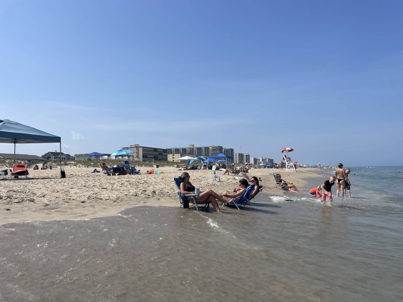 The lazy days of summer on 128th Street