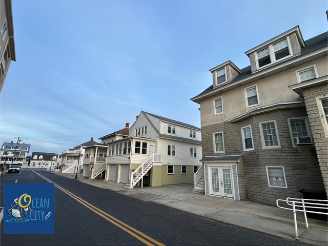 Older homes along Surf Avenue