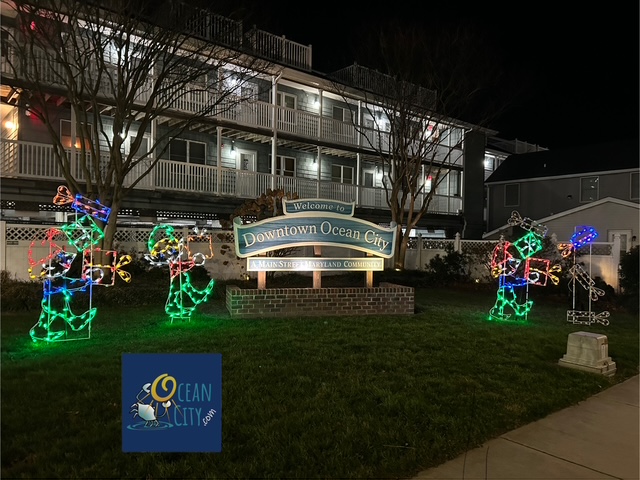 holiday display at downtown entrance
