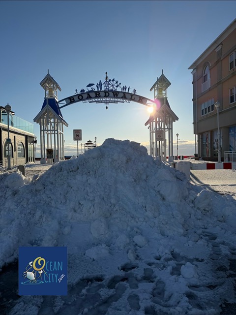 snowy hill at boardwalk arch