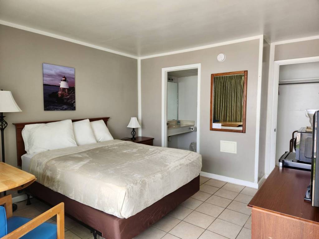 Eden Rock Room2 1024x768